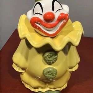 Vintage Metlox Poppy Trail California Pottery Yellow Circus Clown Cookie Jar